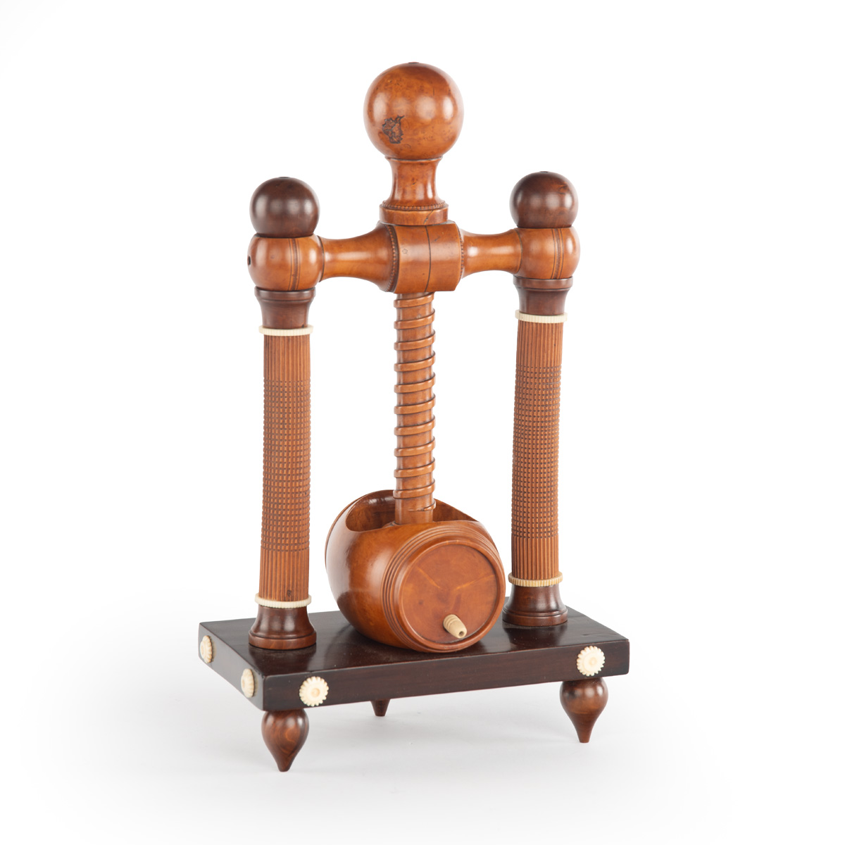 An Outstanding Quality late Regency Treen Table Fruit Press or Lemon Squeezer, English, c.1820
